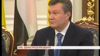 Янукович про розгон Майдана ( НОВОРІЧНА ЙОЛКА )
