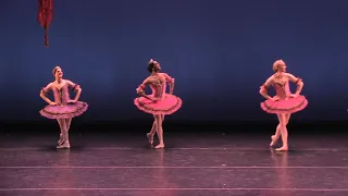 #TrocksAtHome: Les Ballets Trockadero: Paquita (excerpt)