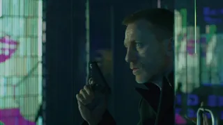 Skyfall (2012) - Bond vs. Patrice in Shanghai