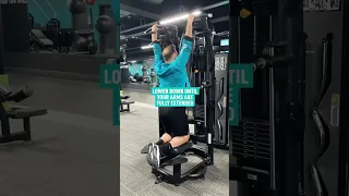 The assisted pull up machine is a great piece of kit to help target your lats & your traps! #PureGym