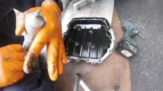 How to drain automatic transmission oil Chrysler Voyager / Как слить масло из АКПП Chrysler  Dodge