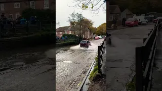 D max vs Water Splash in FLOOD