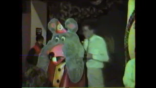 Chuck e cheese France footage (March 1985)