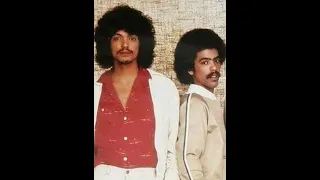 Bobby and Tommy DeBarge singing live!!!