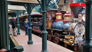 Disneyland Paris Railroad Tour of Main Street, Frontierland, Adventure Fantasyland & Discoveryland