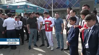 Встреча Баходура Усмонова, завоевавшего золотую медаль по боксу.