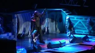 The Evil That Men Do (Con Eddie en el escenario) - Iron Maiden en Chile 10/04/2011