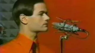 Kraftwerk "the Robots" (German)