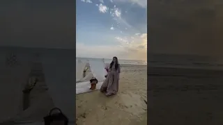 Hiba Bukhari Enjoying at Sea View#shorts #hibabukhari #arezahmed #hibaqadir #berukhi