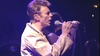 David Bowie & Nine Inch Nails - Hurt