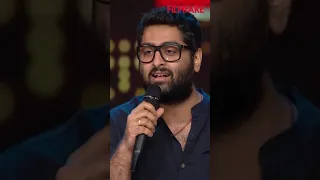 #FilmfareThrowbackSeries: #ArijitSingh leaves the audience mesmerized at the Filmfare Awards.💯