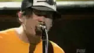 Best "Down" Live Version from Blink 182 Ever!