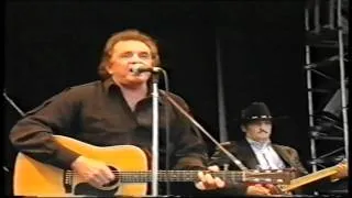 Johnny Cash (Glastonbury 1994) [02]. Sunday Morning Coming Down