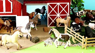 Fun Farm Diorama -  Cattle Horse Barnyard Animal Figurines - Learn Animal Names