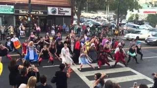 Thriller Flash Mob, Halloween 2015 - Lakeshore Ave., Oakland, CA