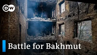 Russia steps up assault on Bakhmut I DW News