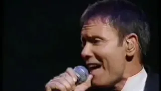 Cliff Richard   OCEAN DEEP (Live)