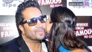 After Rakhi Sawant, Mika Singh is desperate for a kiss from Sunny Leone