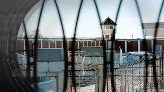 Compensation à des détenus mis en cellule d'isolement