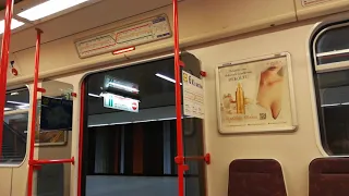 hlášení v metru na lince A, Praha