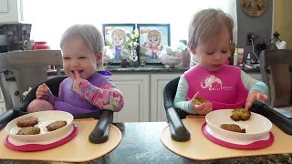 Twins try zucchini latkes