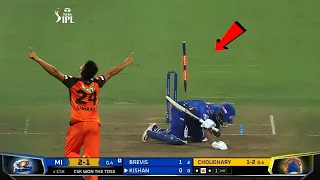 10 Flying Stumps in Cricket