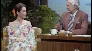 The Tonight Show Starring Johnny Carson: 06/07/1977.Suzanne Pleshette -Newest Cover Popula