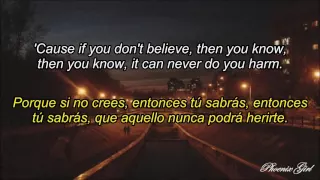 Nothing But Thieves - Graveyard Whistling [Sub español + Lyrics]