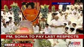 Shri Narendra Modi at Puttaparthi to pay the homage to Late Satya Sai Baba