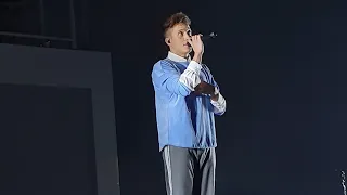 29 - Loïc Nottet (live)