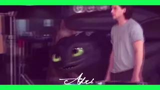 HTTYD MINI EDIT Toothless and Light Fury 16 shots