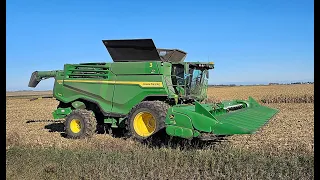 John Deere X9 Corn Harvest Manitoba 2023