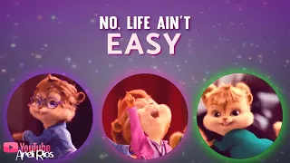 The Chipettes - Life Ain't Easy (Lypsinc/Lyric Video)