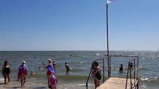 Азовское море. Пляж панионата Дельмар в Седово.