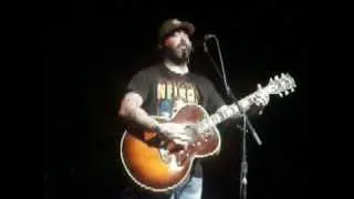 Aaron lewis "What Hurts The most" Acoustic live