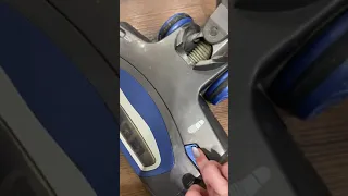 How to clean a shark Hoover/ how to clean a Hoover/ how to empty a shark vaccum