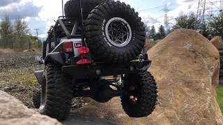 Castle Mamba X and Holmes Hobbies Puller Pro stubby testing in the O.G SCX10 Jeep Rubicon Unlimited.