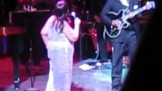 Aretha Franklin- Sweet Sixteen (Live at NJPAC 3/30/13)