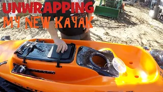 UNWRAPPING My Gorgeous New Kayak: New Stealth Fusion 480