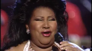 Aretha Franklin. Ain't no way. Divas Live 2001 (full video)