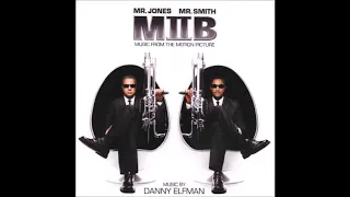 Men In Black II Soundtrack 2. Who Let The Dogs Out - Baha Men