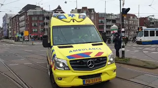 Meerdere Ambulances (met spoed) in Amsterdam