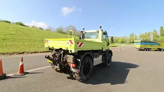 Unimog U530, Unstoppable? 885 ft lbs Torque