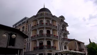 Абхазия своим ходом. Сухум. Разбитый Парламент. Гуляем по городу. Пробуем мамалыгу