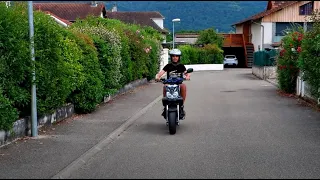 MOMO SE FAIT RACKETTER LE SCOOTER DE SON POTE ! CA VA TROP LOIN... *NO PRANK*