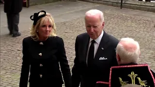 Biden, Macron among arrivals at queen's funeral