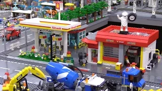 Custom LEGO Shell Gas Station & Repair Shop tour ⛽ 2017 MOC redux