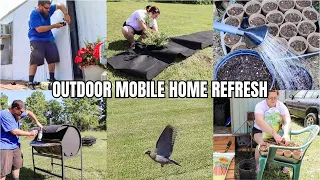 OUTDOOR MOBILE HOME REFRESH // SINGLE WIDE HOMEMAKING // GARDENING 2024