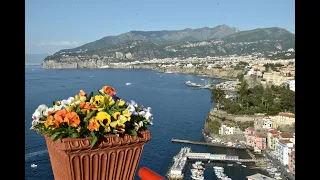 Naples Pompeii Amalfi coast 2024