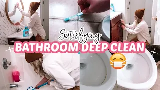 SATISFYING SMALL BATHROOM DEEP CLEAN WITH ME| CLEANING MOTIVATION| Homemaking| Tres Chic Mama